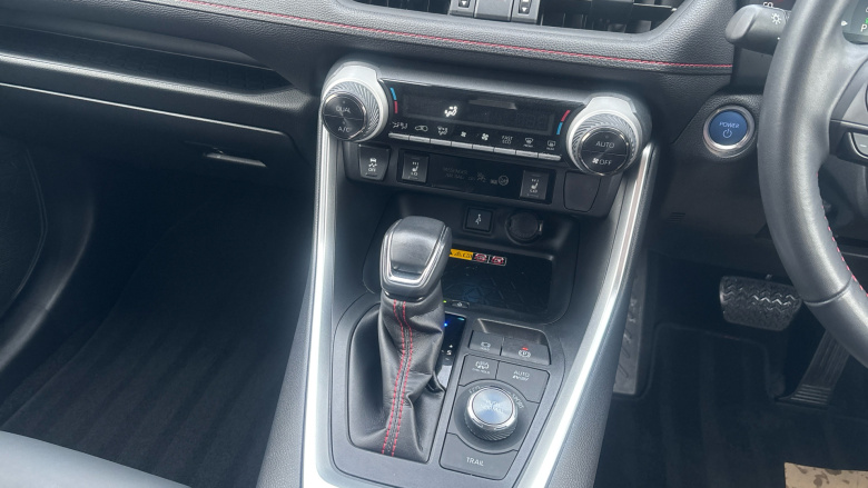 Toyota RAV4 2.5 PHEV Dynamic 5dr CVT Estate